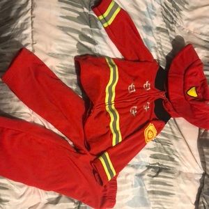 🎉 HP 🎉 Carter’s Fireman costume 24 months 🚒